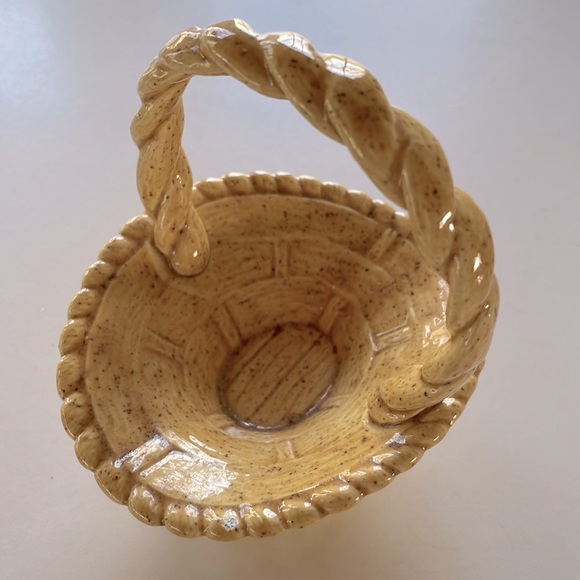 VTG Stuffed Bunny & Basket - Picture 5 of 7